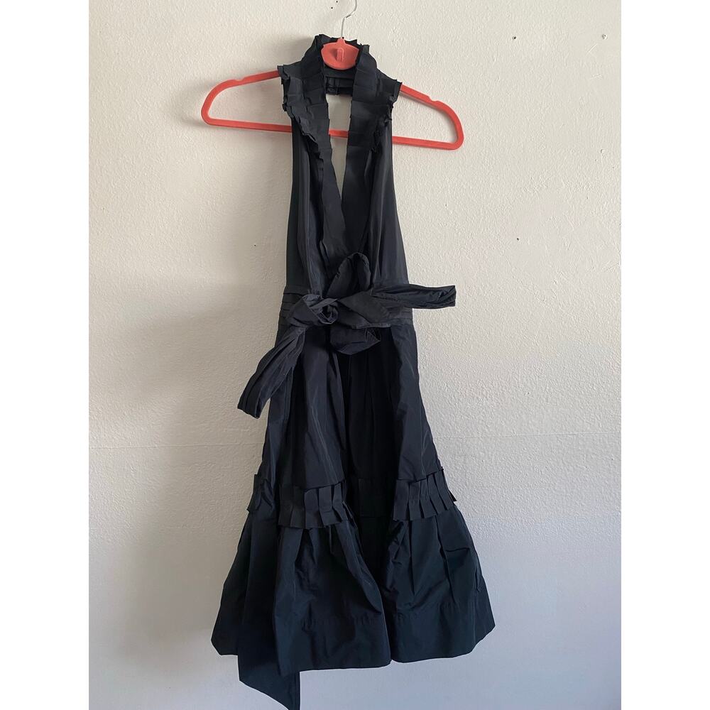 Little Black Dress - Picture 4 of 7